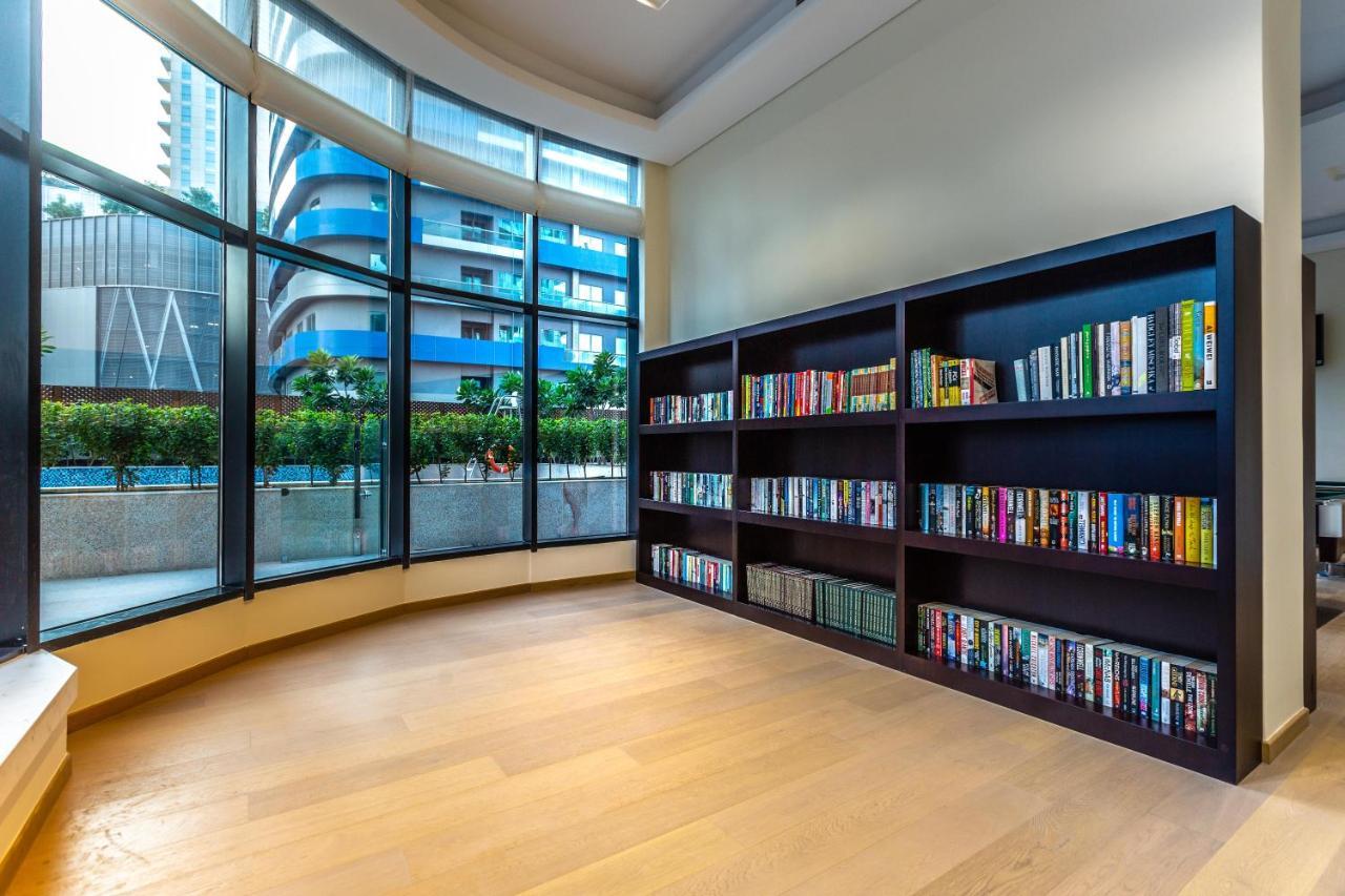 Fam Living - Rp Heights - 3 Mins Walk To Burj Khalifa & Dubai Mall Downtown Dubai Exterior foto