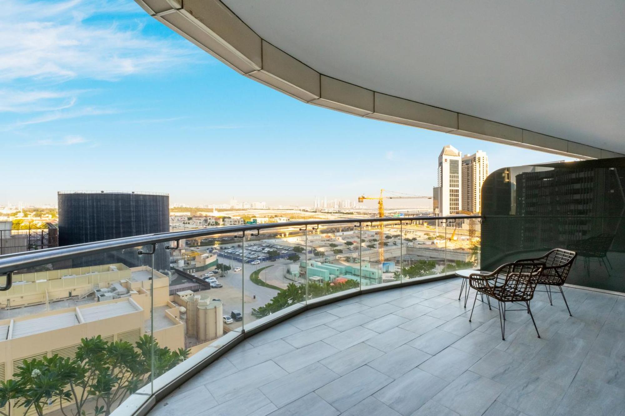 Fam Living - Rp Heights - 3 Mins Walk To Burj Khalifa & Dubai Mall Downtown Dubai Exterior foto